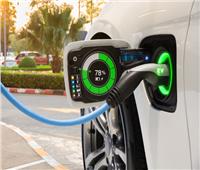 السيارات الكهربائية تضاعف حصتها بالسوق عام 2021