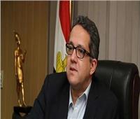 العناني: قوانين جديدة لدعم السياحة و«النواب» يوافق علي إنشاء البوابة المصرية للعمرة 