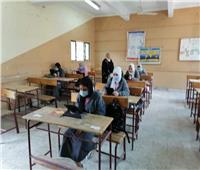 «التعليم» ترصد انتظام سير امتحان الأحياء داخل لجان «أولى ثانوي»   