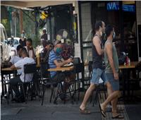 إسرائيل تعيد فتح المطاعم بعد تطعيم 40% من السكان