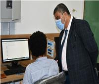 لأول مرة.. 620 طالباً وطالبة بـ«طب القناة» يؤدون الاختبارات إلكترونيًا