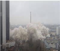 مشاهد مرعبة.. كيف يتم تفجير المباني الضخمة عالمياً؟