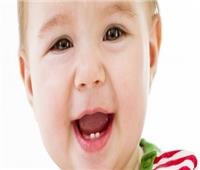 7 خطوات للحفاظ على أسنان طفلك في عامه الأول