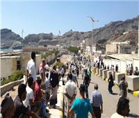 اليمن.. متظاهرون يقتحمون مقر إقامة الحكومة في عدن
