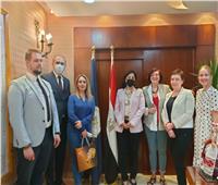 نائبة «السياحة» تلتقي سفير وقنصل بيلاروسيا بالقاهرة 