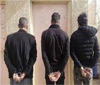 حبس الأشقاء الثلاثة المتهمين بتجريد سيدة من ملابسها وتصويرها عارية