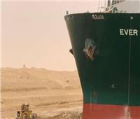 قاطرتان أردنية وبرازيلية تشاركان في سحب وإعادة تعويم السفينة البنمية الجانحة