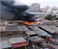 اللقطات الأولى من حريق المحلات التجارية بمحيط محطة قطار الزقازيق |فيديو