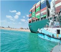 قاطرات الهيئة العامة لموانئ البحر الأحمر تشارك في جهود تعويم السفينة الجانحة 