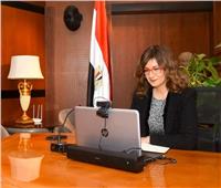 وزيرة الهجرة عن تحريك السفينة الجانحة: مصر قادرة على إدارة الأزمات
