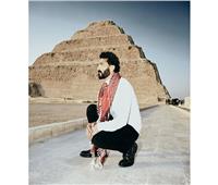 خالد النبوي يُروج لفيلم «تعالوا إلى مصر»