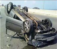 إنقلاب سيارة على الطريق الصحراوي وإصابة قائدها في المنيا 