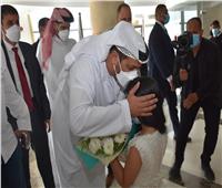 سفير الإمارات بالقاهرة يتبرع بالدم لمرضى مستشفى شفاء الأورمان