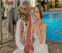 هاني عادل يشعل السوشيال ميديا برقصته في حفل زفافه| فيديو