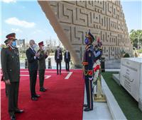 بالصور| الرئيس التونسي يزور قبري الرئيسان الراحلان عبدالناصر والسادات