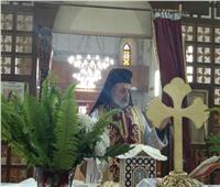 الأنبا توماس يترأس قداس الأحد الرابع بكنيسة العائلة المُقدسة في الفيوم