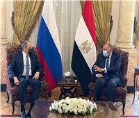 لافروف: بحثنا تطوير روسيا لقطاع سكك الحديد في مصر