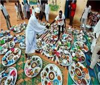 الإفطار الجماعي و«الحلو مر».. أهم ما يميز رمضان السودان