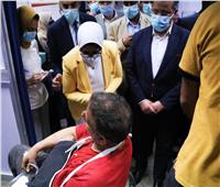 وزيرة الصحة: وضع كافة إمكانيات مستشفيات القليوبية لرعاية مصابي قطار طوخ