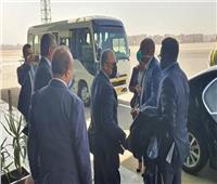 رئيس الاتحاد الأفريقي لكرة القدم يصل مطار القاهرة