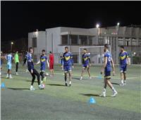 الفريق الأول لكرة القدم يواصل تدريباته على ملعب المنيا الجديدة خلال رمضان 