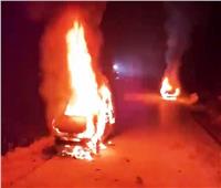 مستوطنون يحرقون سيارات لفلسطينيين بالقدس | فيديو