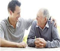 «الصحة» تقدم نصائح لرعاية كبار السن ودعم صحتهم النفسية