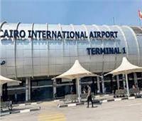 منع هندي بمطار القاهرة من دخول البلاد بعد التأكد من إصابته بسلالة كورونا الهندية