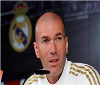 «زيدان» ينهي الجدل حول مستقبله مع «ريال مدريد»