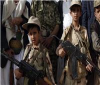 التحالف يسلم طفل مجند من الحوثيين إلى الحكومة اليمنية