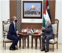 الرئيس الفلسطيني يستقبل وزير الخارجية البريطاني