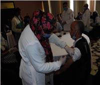 «صحة أسوان» تواصل تطعيم العاملين في المجال السياحي