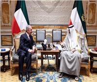 أمير الكويت يلتقي رئيس الوزراء الفلسطيني