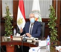 وزير الزراعة يبحث تطورات العمل في شركة تنمية الريف المصري