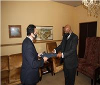 سفير مصر بجنوب أفريقيا يُقدم أوراق اعتماده كسفير غير مُقيم في ليسوتو