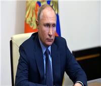 بوتين يجري اتصالًا هاتفيًا مع رئيس المجلس الأوروبي