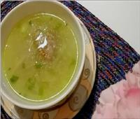 طريقة عمل «شوربة البصل الأخضر»