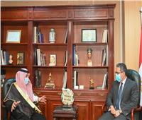 «العناني» يلتقي وزير التجارة والاستثمار بالمملكة العربية السعودية 