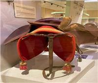 متحف المركبات الملكية يستعرض «سرج» خاص بالأميرات مصنوع من الجلد| صور 