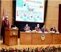 وزير الأوقاف يناقش رسالة ماجستير عن «أصول التربية» بجامعة طنطا