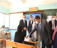 الطلاب يؤدون امتحان الثانوية العامة التجريبي بكفر الشيخ