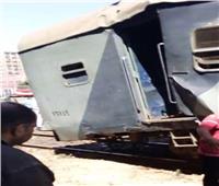 الصور الأولى لحادث اصطدام جرار قطار بآخر في الإسكندرية