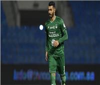 لاعب الأهلي السعودي يرفض التجديد لناديه.. تفاصيل