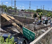 بالصور | انهيار جسر للمشاة في واشنطن