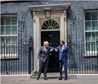 رئيس الحكومة الليبية يلتقي رئيس الوزراء البريطاني