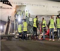 وصول شحنة جديدة من لقاحات كورونا إلى مطار معيتيقة الليبي