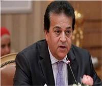وزير التعليم العالي يتلقى تقريرًا حول برنامج التعاون المصري الإسباني 