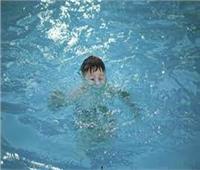 مصرع طفل غرقا بحمام السباحة أثناء التدريب بالمنيا