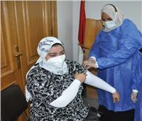 دعمًا لجهود الدولة.. جامعة حلوان تستمر في حملة التطعيم ضد كورونا لمنتسبيها