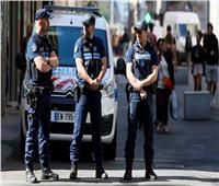 مقتل شخص هدد أطفالًا بالسكين في فرنسا